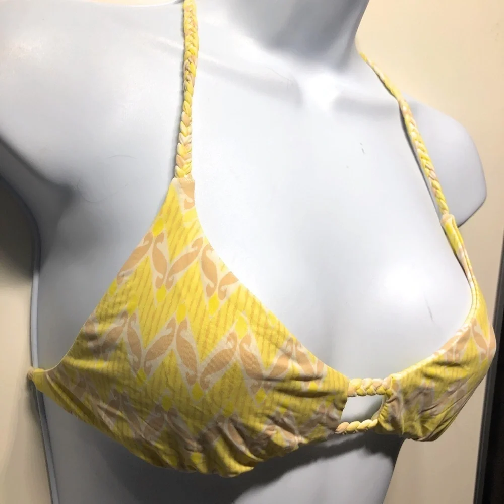 Frankie’s Bikinis Bikini Top
